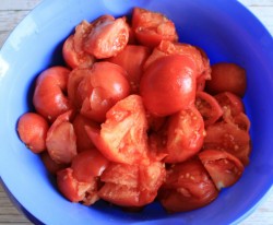 Помидоры в томатном соке на зиму консервированные